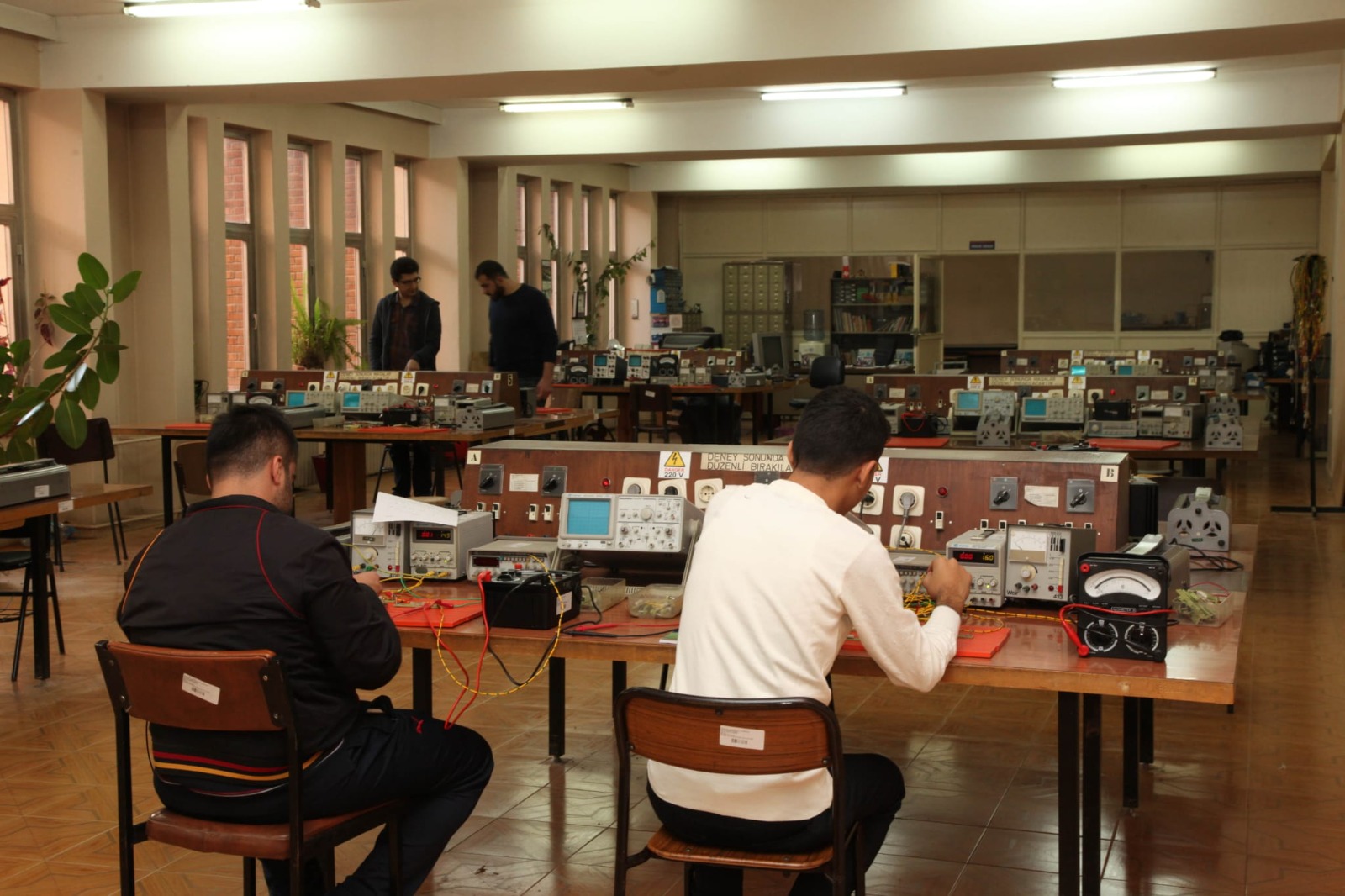 Deprem Bölgesinde Arge Çalışmaları